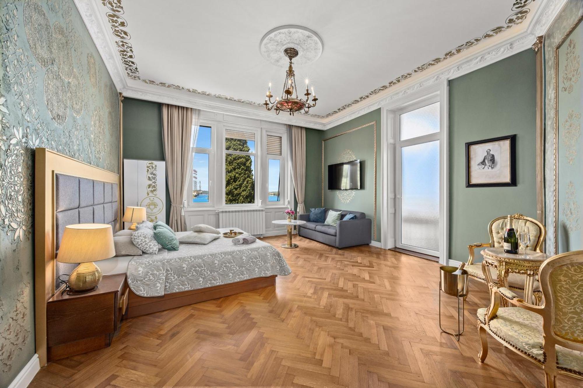 Muenz Luxurious Apartmán *